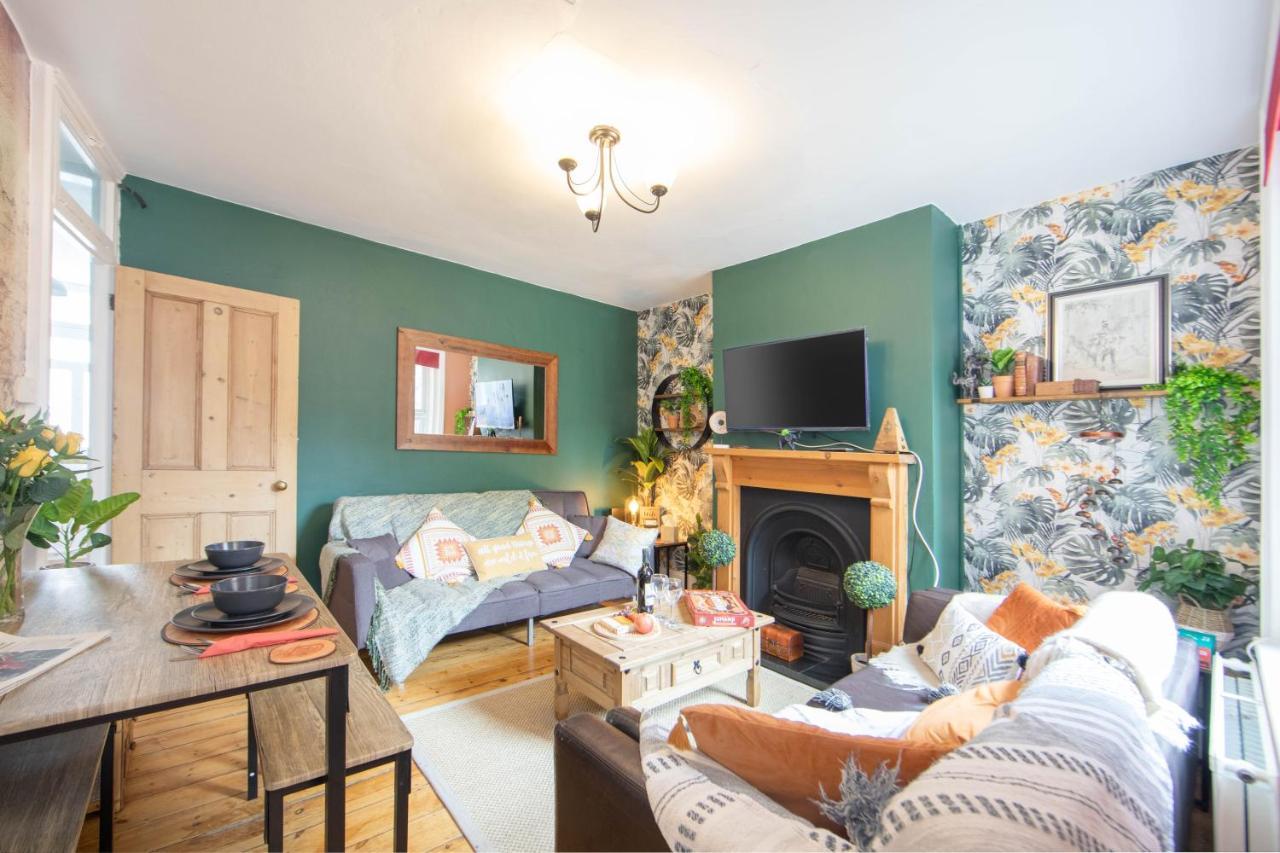 Cosy 3 Bedroom House - Private & Central - Ultra Wifi Canterbury Bagian luar foto